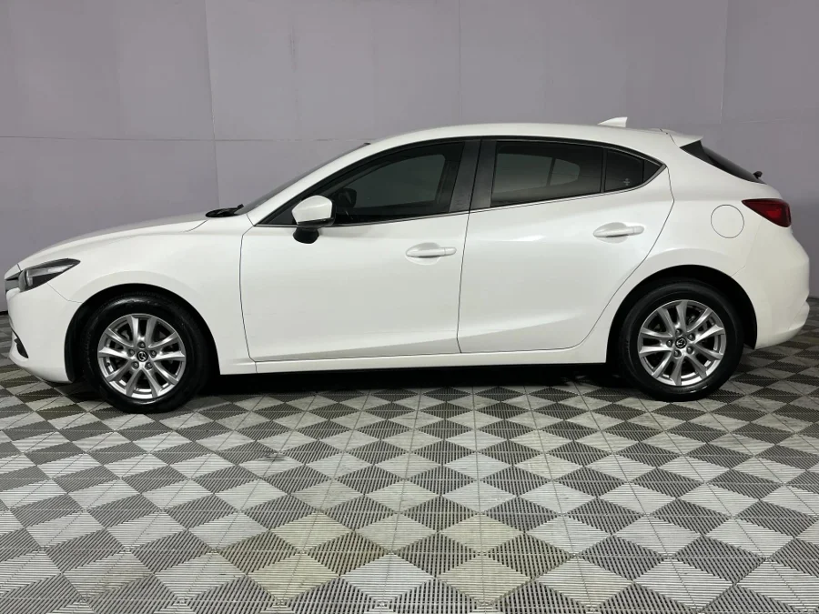 Used 2018 Mazda Mazda3 hatch 1.6 Dynamic - WeBuyCars Brackenfell Cape Town Used 2018 Mazda Mazda3 hatch 1.6 Dynamic - WeBuyCars Brackenfell Cape Town