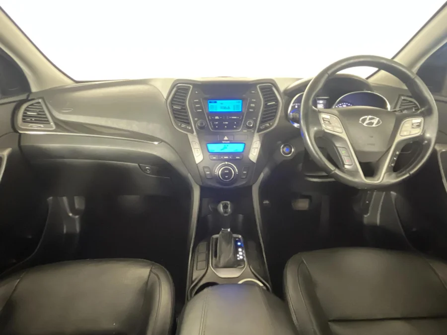 Used 2014 Hyundai Santa Fe 2.2CRDi 4WD Executive - WeBuyCars JHB South Used 2014 Hyundai Santa Fe 2.2CRDi 4WD Executive - WeBuyCars JHB South