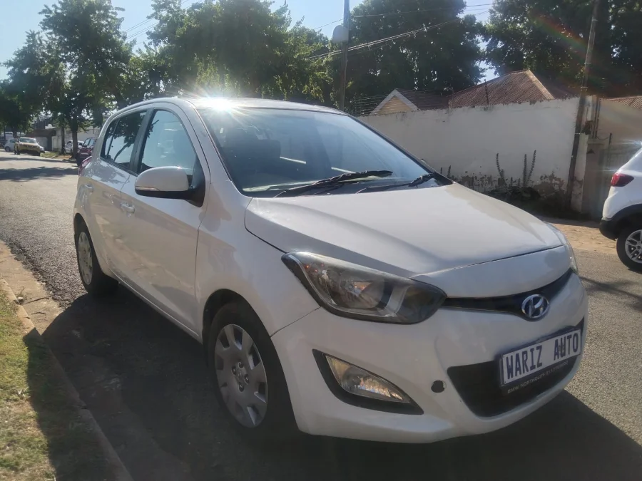 Used 2014 Hyundai i20 1.4 Fluid auto - Wariz Auto Used 2014 Hyundai i20 1.4 Fluid auto - Wariz Auto
