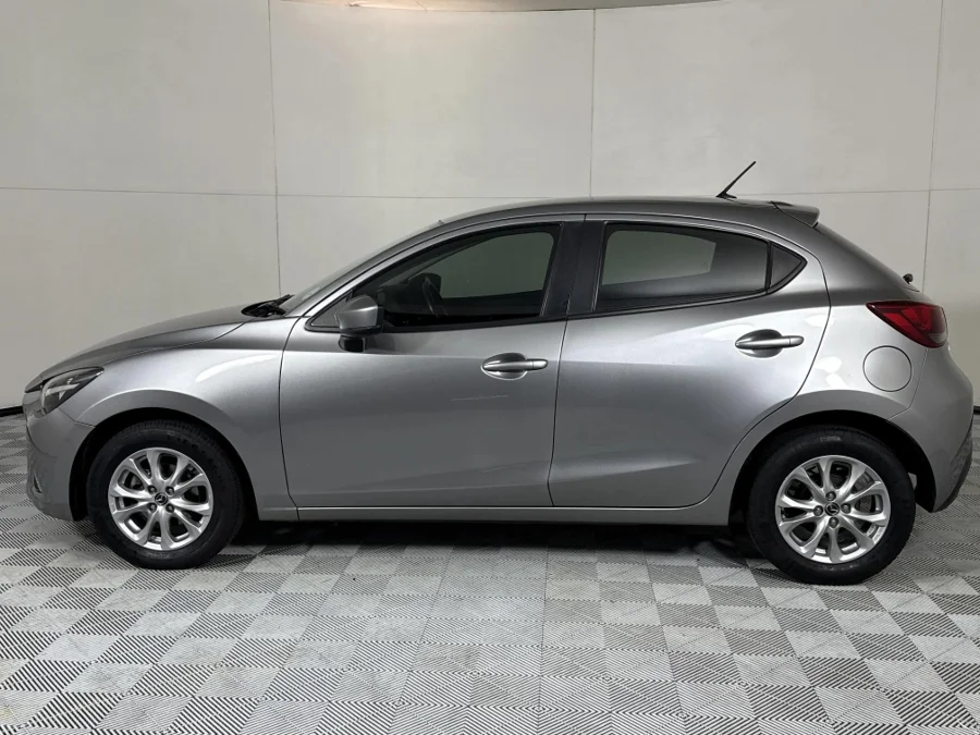 Used 2018 Mazda Mazda2 1.5 Dynamic manual - WeBuyCars Midstream Used 2018 Mazda Mazda2 1.5 Dynamic manual - WeBuyCars Midstream