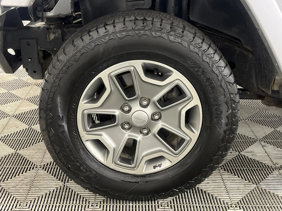 Preloaded Image 3 Preloaded Image 3