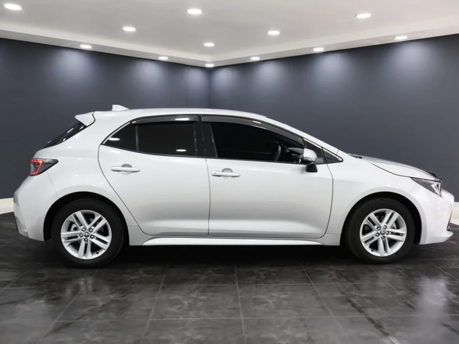 Used 2024 Toyota Corolla hatch 1.2T XS manual - ICar Gezina