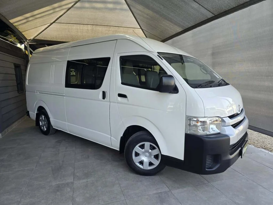 Used 2018 Toyota Quantum 2.5D-4D crew cab - Deals 4 Wheels Used 2018 Toyota Quantum 2.5D-4D crew cab - Deals 4 Wheels