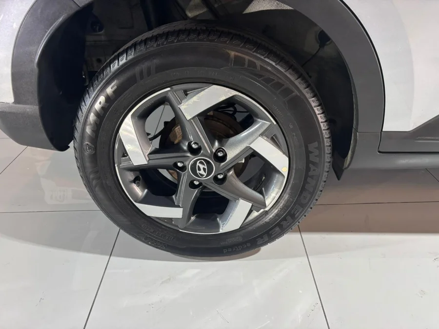 Used 2020 Hyundai Venue 1.0T Motion auto - Avari Cars