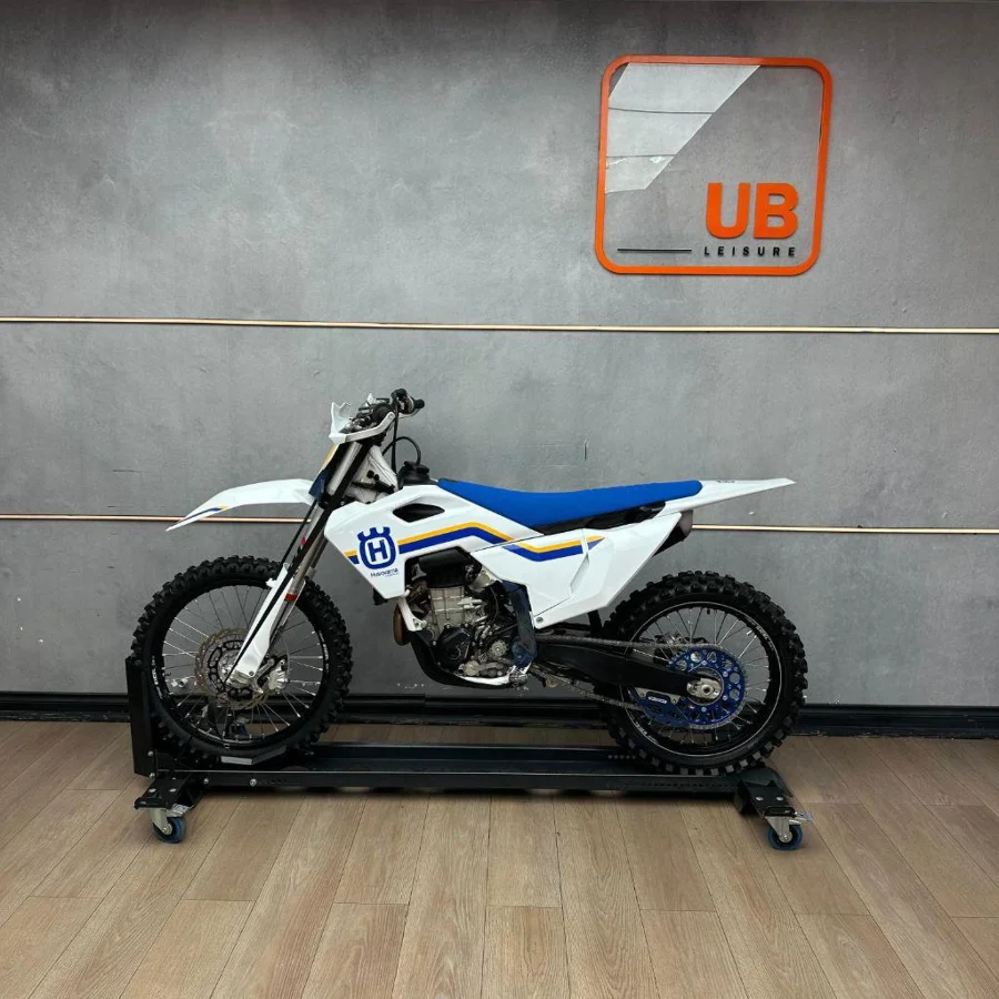 Used 2023 Husqvarna FC 450 - UB Leisure Used 2023 Husqvarna FC 450 - UB Leisure