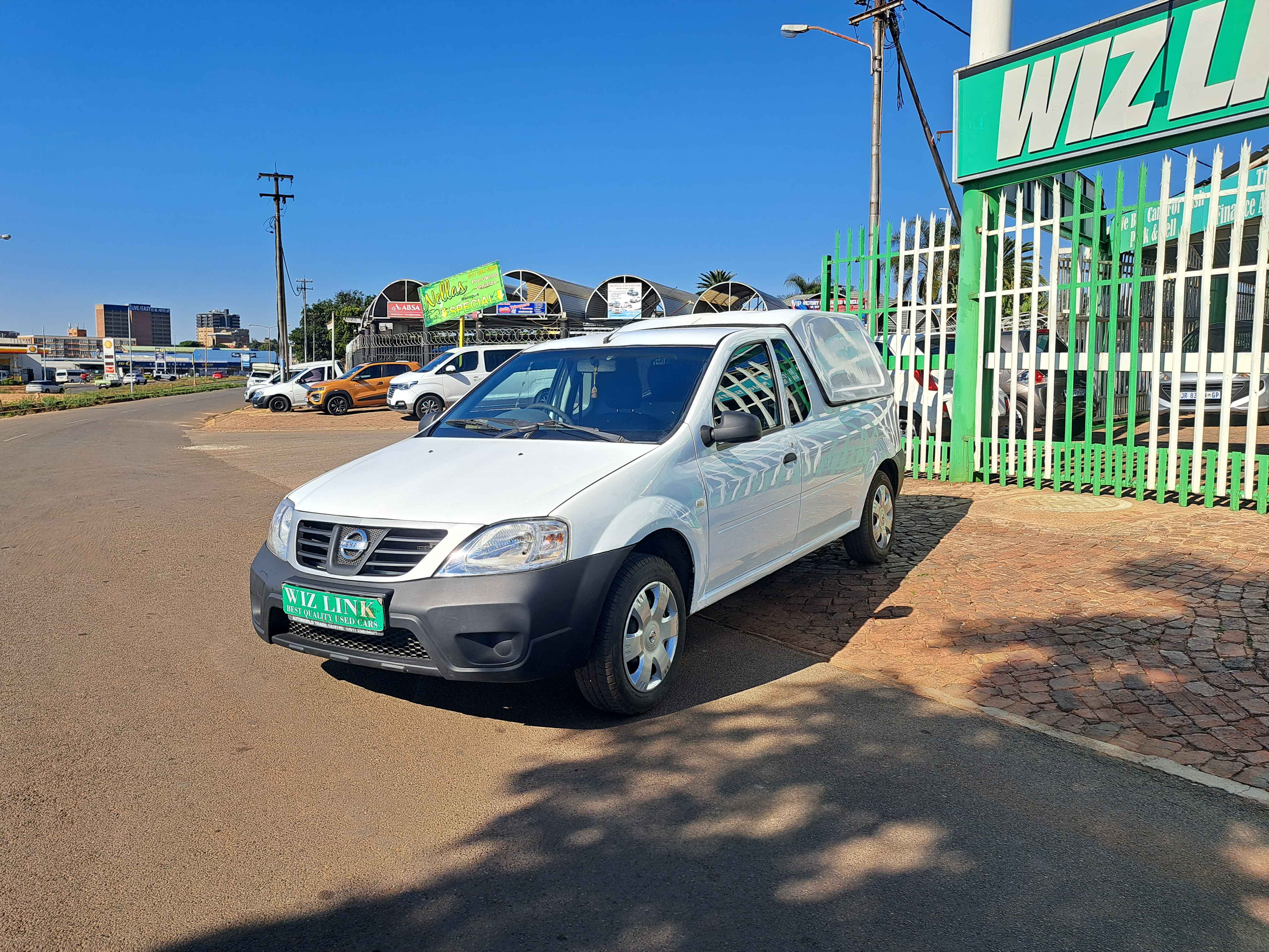 Used 2020 Nissan NP200 1.6i