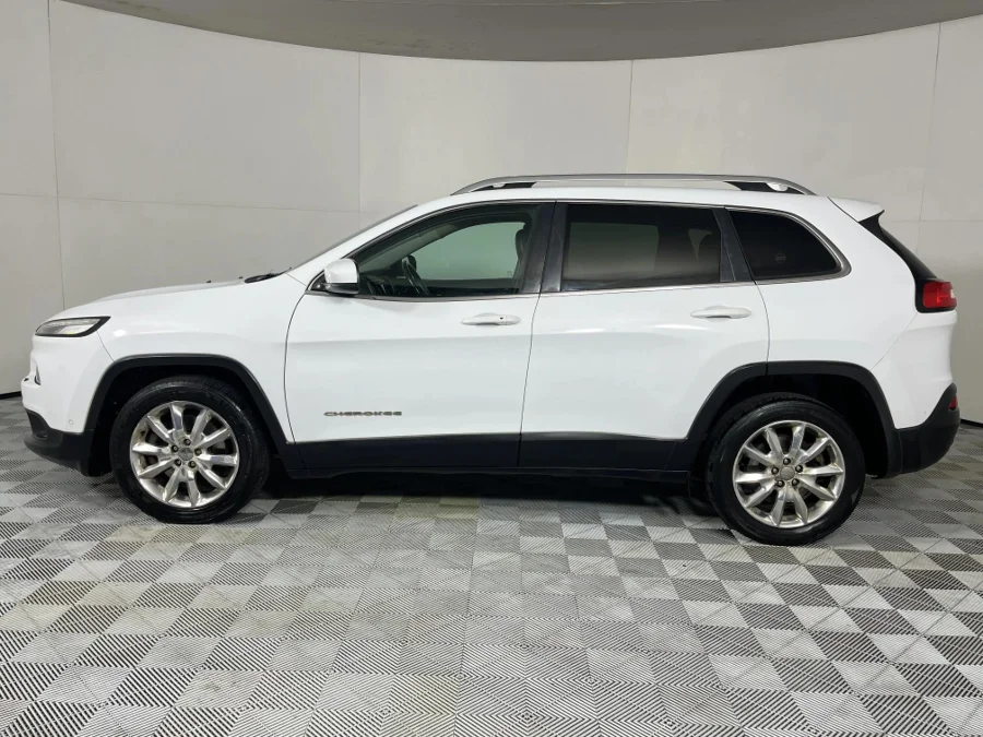 Used 2016 Jeep Cherokee 3.2L 4x4 Limited 75th Anniversary Edition - WeBuyCars Riverhorse Used 2016 Jeep Cherokee 3.2L 4x4 Limited 75th Anniversary Edition - WeBuyCars Riverhorse