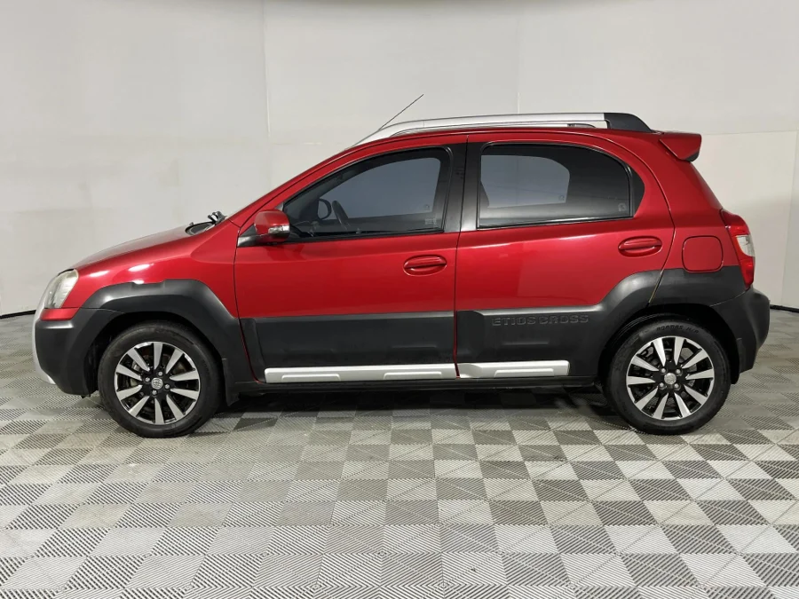Used 2015 Toyota Etios Cross 1.5 Xs - WeBuyCars Silverlakes Used 2015 Toyota Etios Cross 1.5 Xs - WeBuyCars Silverlakes