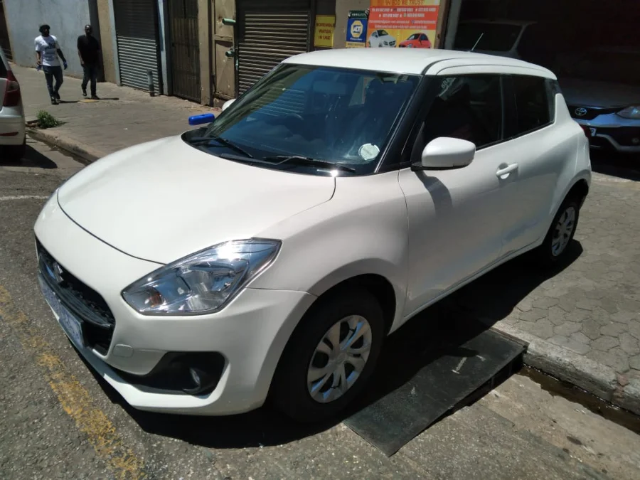 Used 2023 Suzuki Swift 1.2 GL manual - Carmart Auto Dealer Used 2023 Suzuki Swift 1.2 GL manual - Carmart Auto Dealer