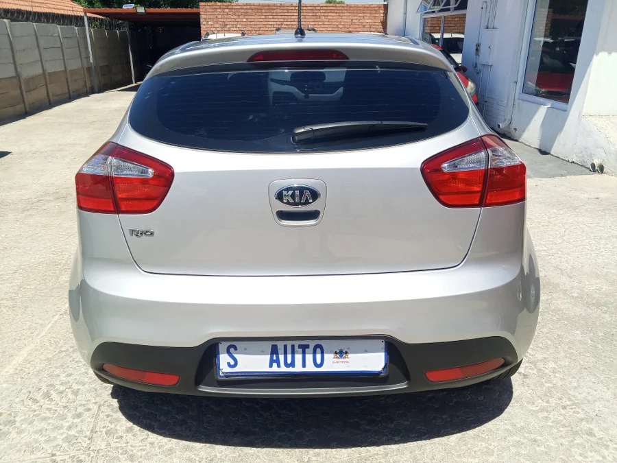 Used 2014 Kia Rio hatch 1.4 - S-Auto