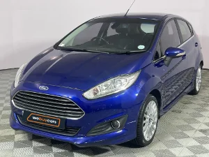 Used 2015 Ford Fiesta 5-door 1.0T Titanium
