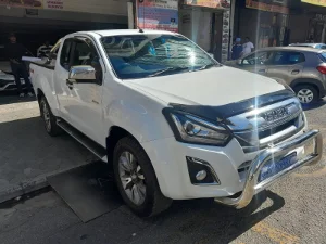 Used 2021 Isuzu D-Max 300 3.0TD Extended cab LX