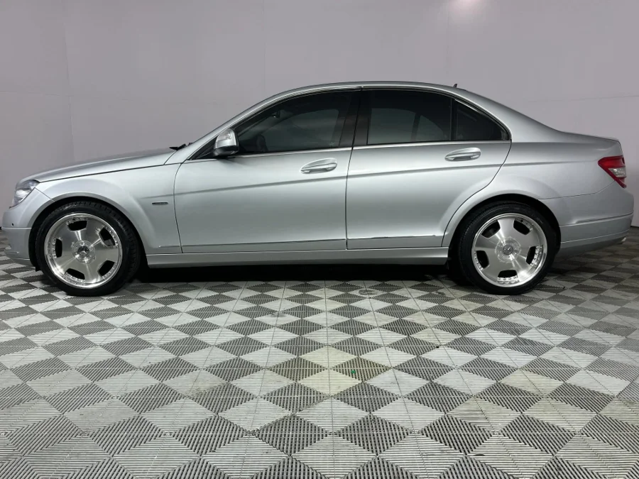 Used 2009 Mercedes-Benz C-Class C200 Kompressor Avantgarde Touchshift - WeBuyCars Brackenfell Cape Town Used 2009 Mercedes-Benz C-Class C200 Kompressor Avantgarde Touchshift - WeBuyCars Brackenfell Cape Town