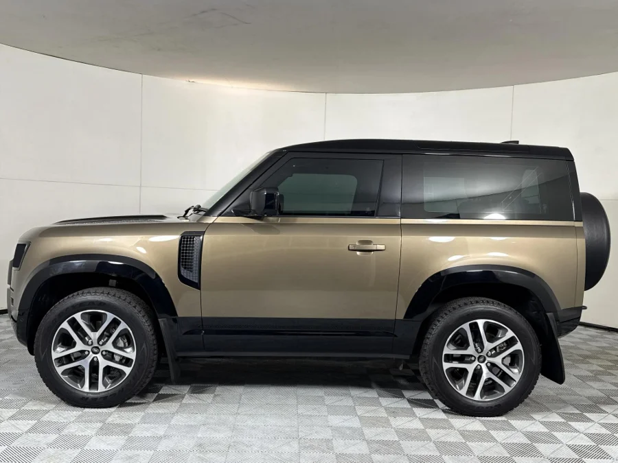 Used 2021 Land Rover Defender 90 D300 X-Dynamic SE - WeBuyCars Midstream