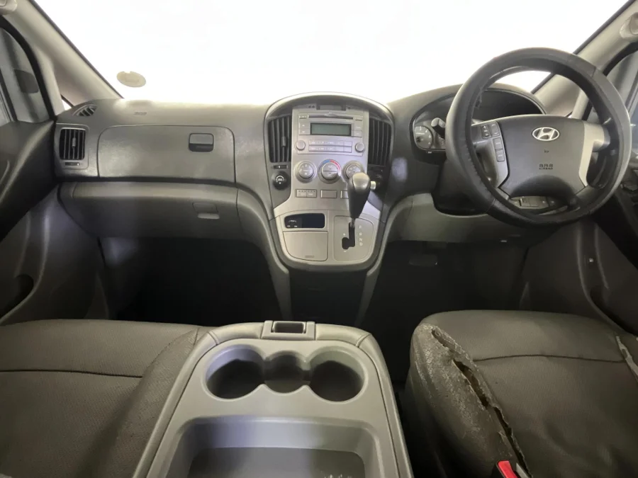 Used 2015 Hyundai H-1 2.5VGTi bus GLS - WeBuyCars Richmond Used 2015 Hyundai H-1 2.5VGTi bus GLS - WeBuyCars Richmond