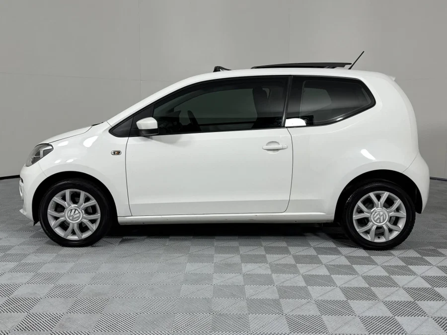 Used 2016 Volkswagen up! club up! 3-door 1.0 - WeBuyCars Vereeniging Used 2016 Volkswagen up! club up! 3-door 1.0 - WeBuyCars Vereeniging