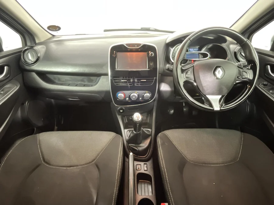Used 2016 Renault Clio 66kW turbo Blaze - WeBuyCars Mbombela