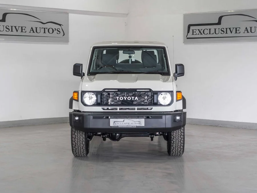 Used 2025 Toyota Land Cruiser 79 2.8GD-6 double cab - Exclusive Auto