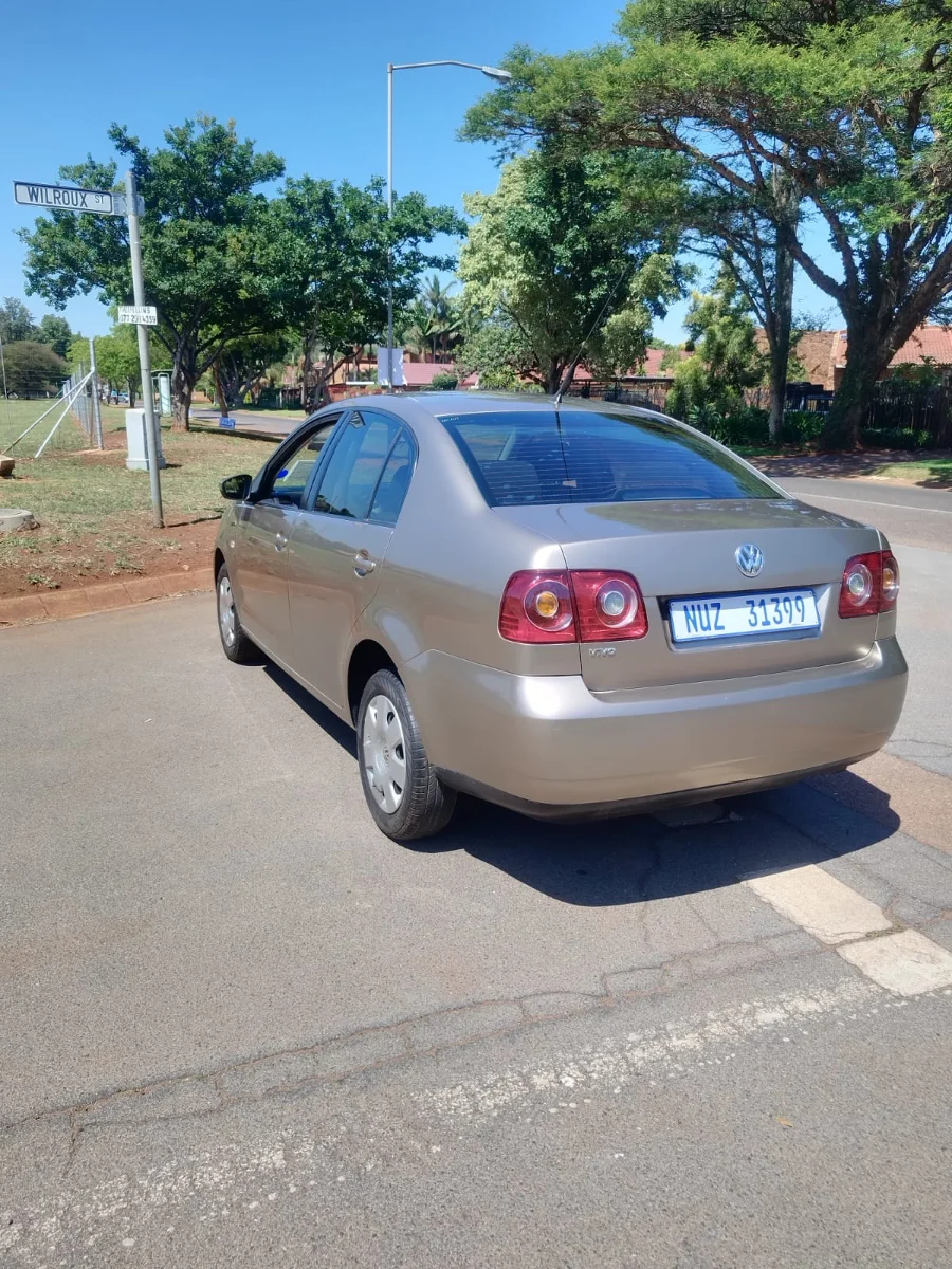 Preloaded Image 3 Preloaded Image 3