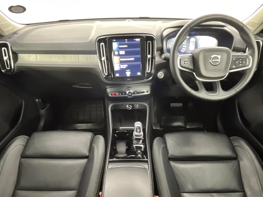 Used 2022 Volvo XC40 T4 Inscription - WeBuyCars Polokwane Used 2022 Volvo XC40 T4 Inscription - WeBuyCars Polokwane