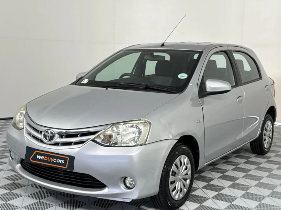 Used 2014 Toyota Etios hatch 1.5 Sprint - WeBuyCars Vereeniging Used 2014 Toyota Etios hatch 1.5 Sprint - WeBuyCars Vereeniging