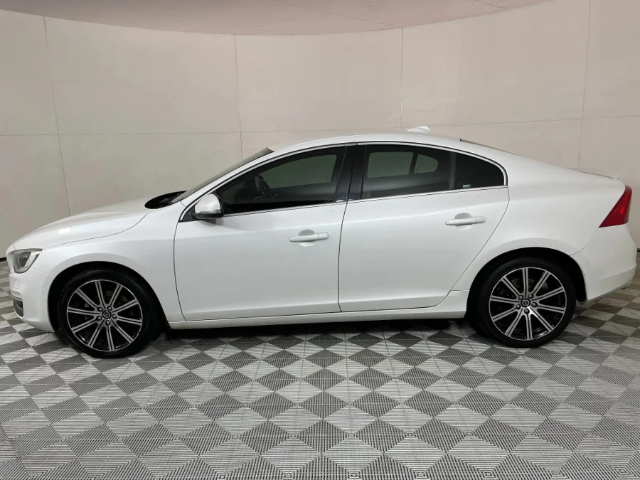 Used 2014 Volvo S60 T3 Excel - WeBuyCars JHB South Used 2014 Volvo S60 T3 Excel - WeBuyCars JHB South