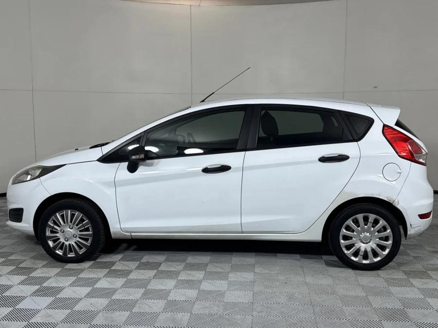 Used 2017 Ford Fiesta 5-door 1.4 Ambiente - WeBuyCars Midstream Used 2017 Ford Fiesta 5-door 1.4 Ambiente - WeBuyCars Midstream