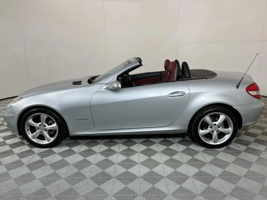 Used 2006 Mercedes-Benz SLK SLK200 Kompressor - WeBuyCars JHB South Used 2006 Mercedes-Benz SLK SLK200 Kompressor - WeBuyCars JHB South