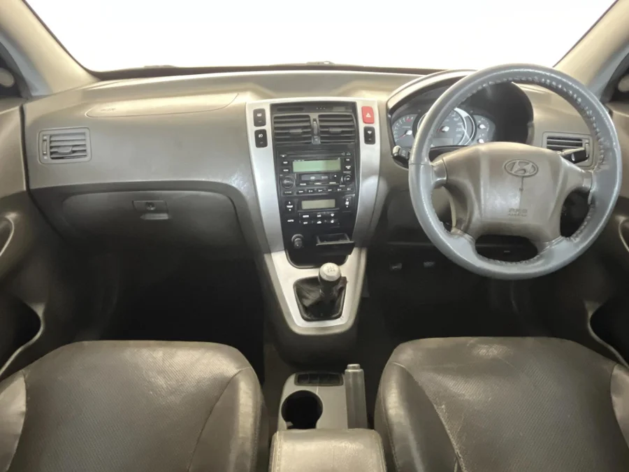 Used 2005 Hyundai Tucson 2.0 GLS - WeBuycars East London Used 2005 Hyundai Tucson 2.0 GLS - WeBuycars East London