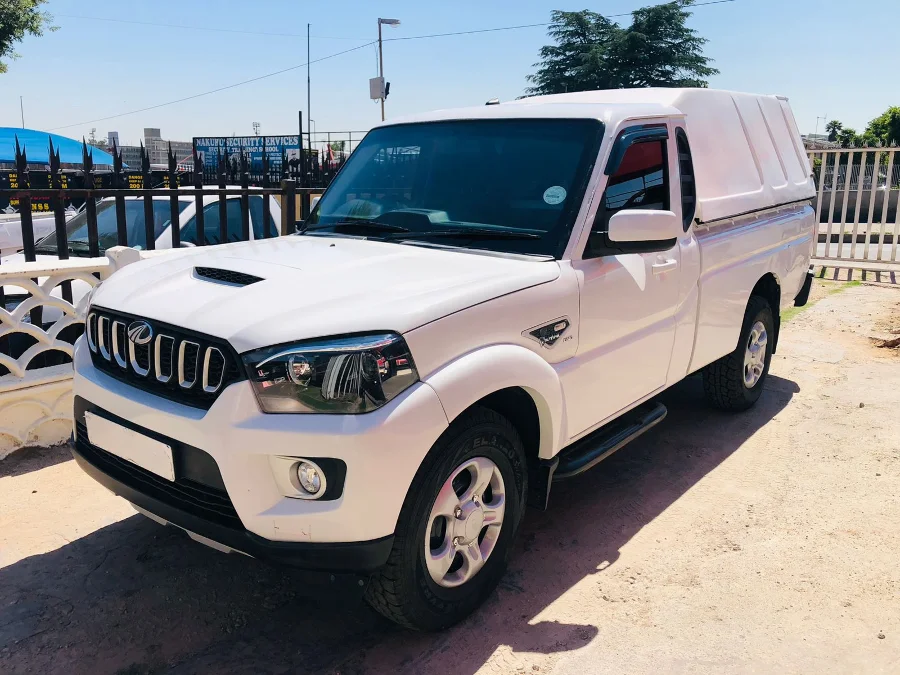 Used 2024 Mahindra Pik Up 2.2CRDe single cab S6 Karoo - SG Cars