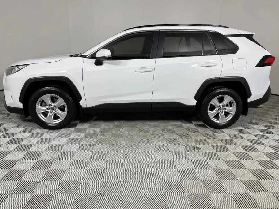 Used 2020 Toyota RAV4 2.0 GX auto - WeBuyCars Midstream Used 2020 Toyota RAV4 2.0 GX auto - WeBuyCars Midstream