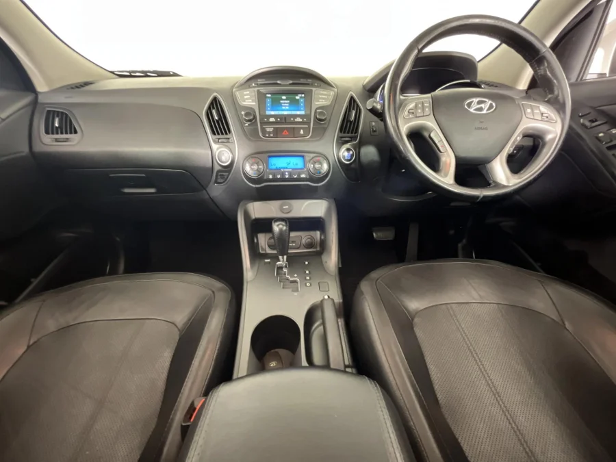 Used 2014 Hyundai ix35 2.0 Elite - WeBuyCars Riverhorse Used 2014 Hyundai ix35 2.0 Elite - WeBuyCars Riverhorse