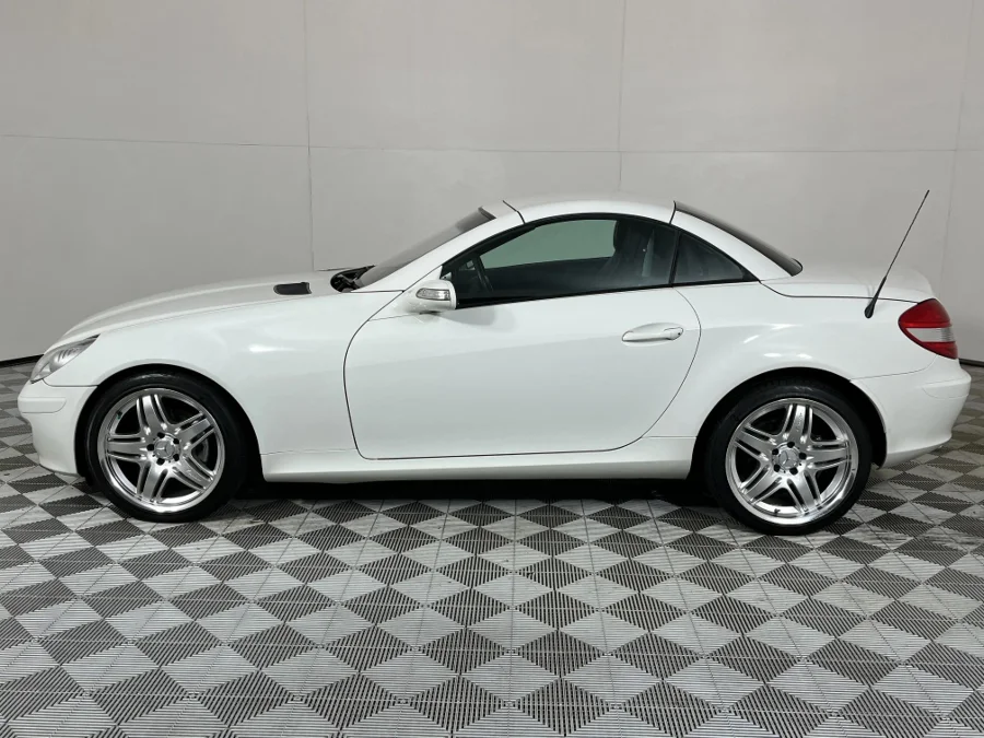 Used 2008 Mercedes-Benz SLK SLK200 Kompressor Touchshift - WeBuyCars JHB South Used 2008 Mercedes-Benz SLK SLK200 Kompressor Touchshift - WeBuyCars JHB South