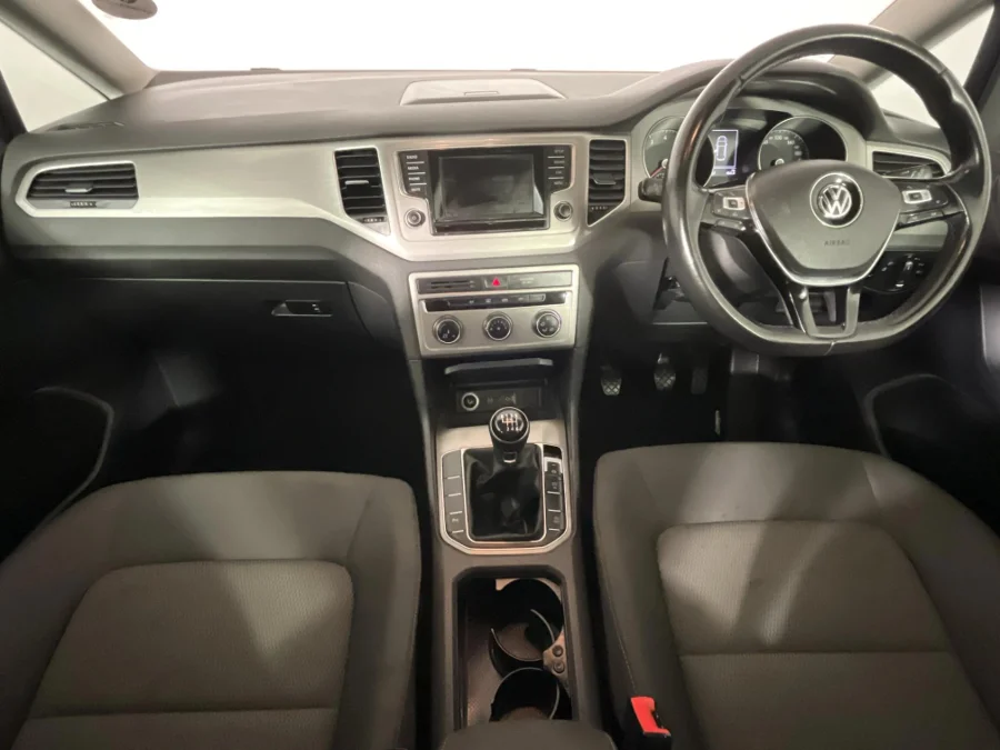 Used 2015 Volkswagen Golf SV 1.4TSI Comfortline - WeBuyCars Epping Used 2015 Volkswagen Golf SV 1.4TSI Comfortline - WeBuyCars Epping