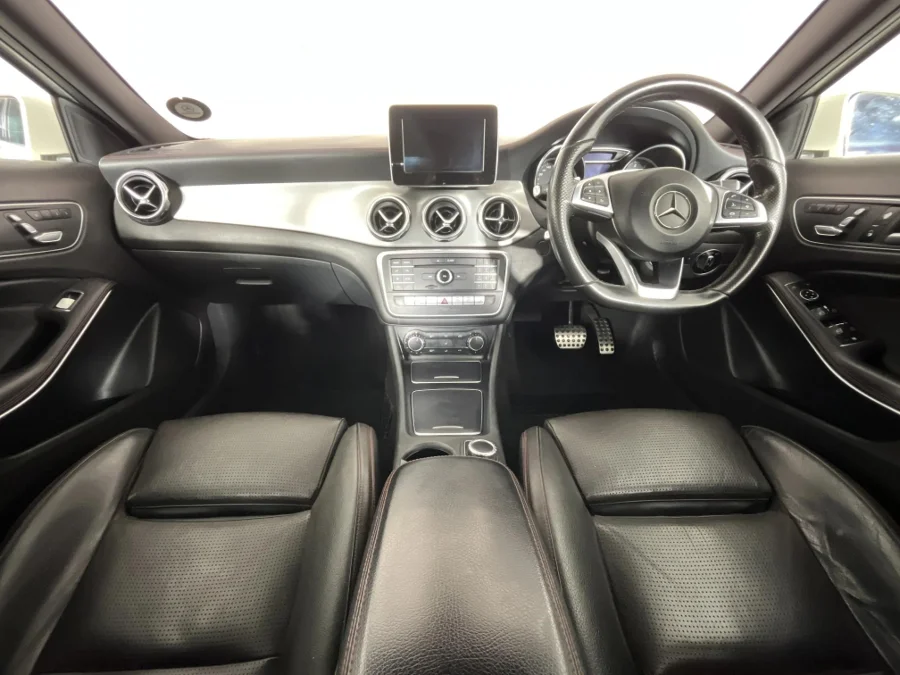 Used 2017 Mercedes-Benz GLA 200 auto - WeBuyCars Vereeniging Used 2017 Mercedes-Benz GLA 200 auto - WeBuyCars Vereeniging