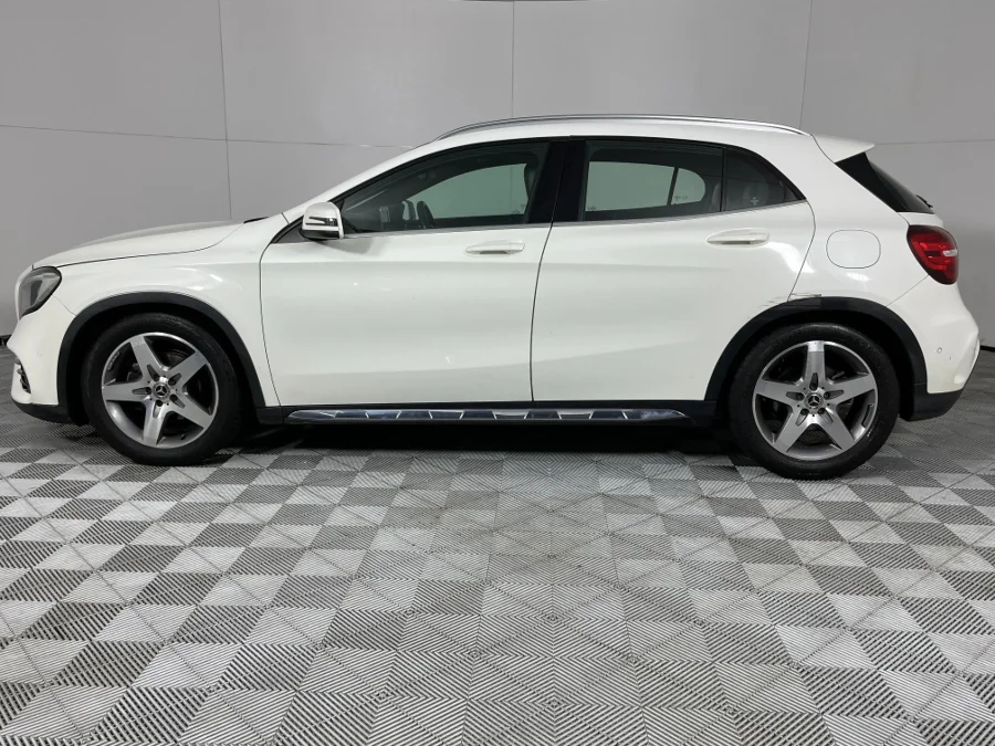 Used 2017 Mercedes-Benz GLA 200 auto - WeBuyCars Vereeniging Used 2017 Mercedes-Benz GLA 200 auto - WeBuyCars Vereeniging