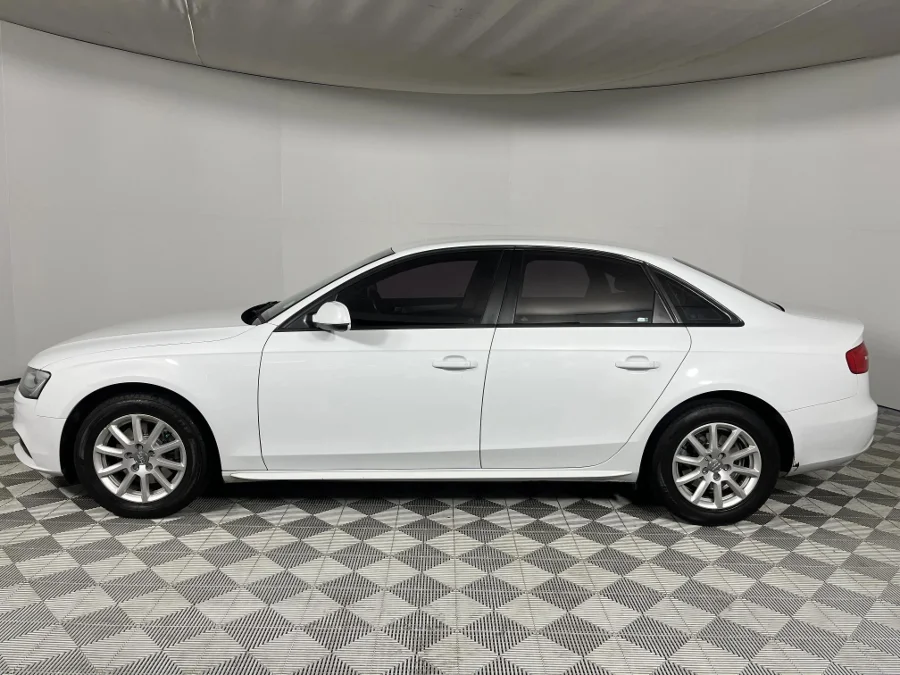Used 2013 Audi A4 1.8T S auto - WeBuyCars Silverlakes Used 2013 Audi A4 1.8T S auto - WeBuyCars Silverlakes