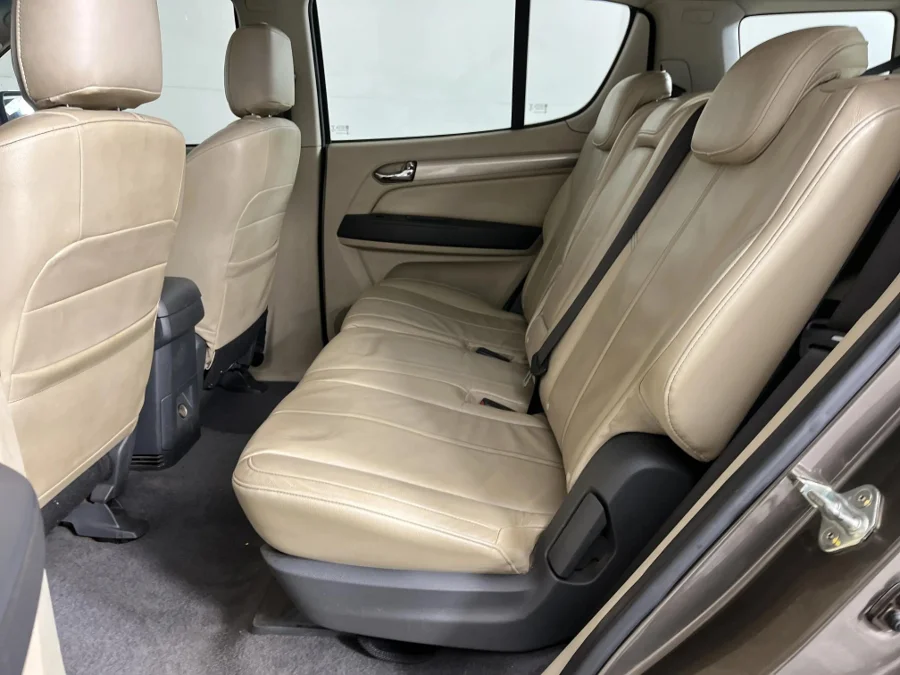 Preloaded Image 3 Preloaded Image 3