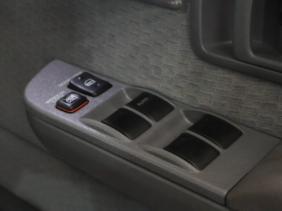 Used 2025 Toyota Land Cruiser 76 2.8GD-6 station wagon VX - SMG Toyota Cresta Used 2025 Toyota Land Cruiser 76 2.8GD-6 station wagon VX - SMG Toyota Cresta