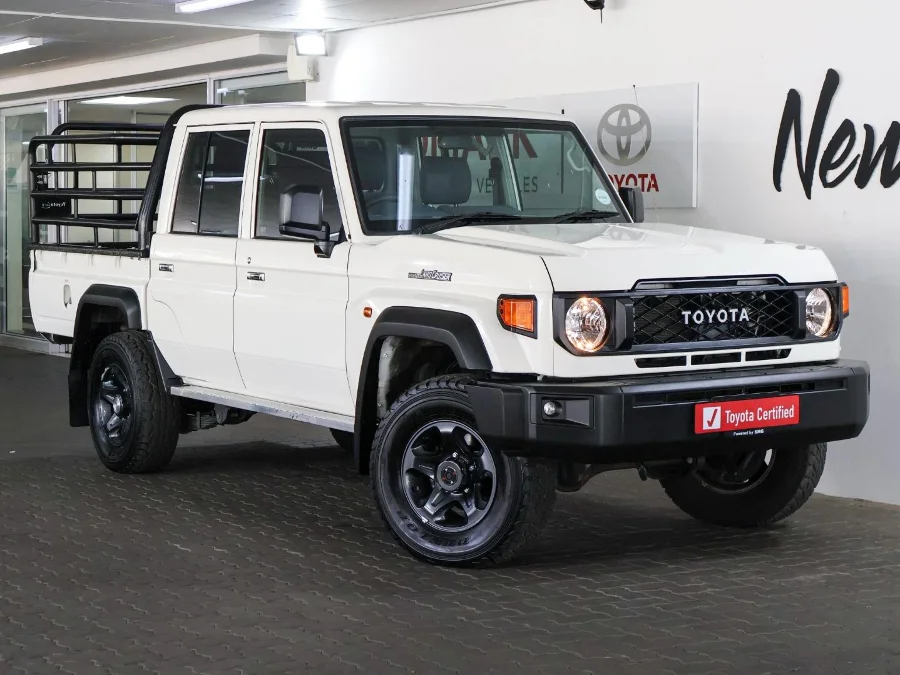 Used 2025 Toyota Land Cruiser 79 2.8GD-6 double cab - SMG Toyota Cresta