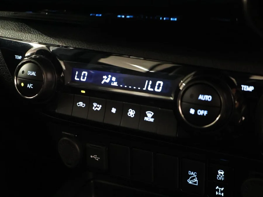 Used 2025 Toyota Hilux 2.8GD-6 double cab 4x4 Legend auto - SMG Toyota Cresta