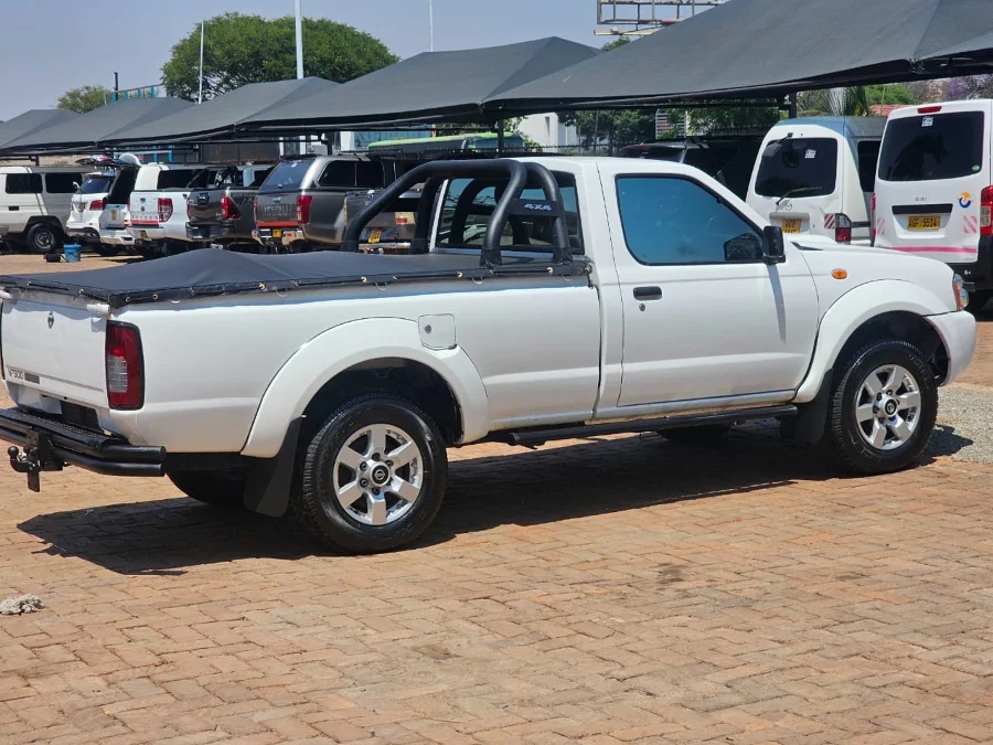 Used 2016 Nissan NP300 Hardbody 2.5TDi - Xpertz Carz Used 2016 Nissan NP300 Hardbody 2.5TDi - Xpertz Carz