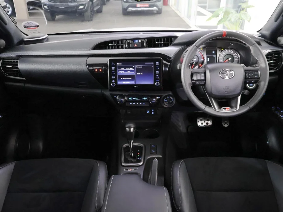 Used 2025 Toyota Hilux 2.8GD-6 double cab 4x4 GR-Sport - SMG Toyota Cresta