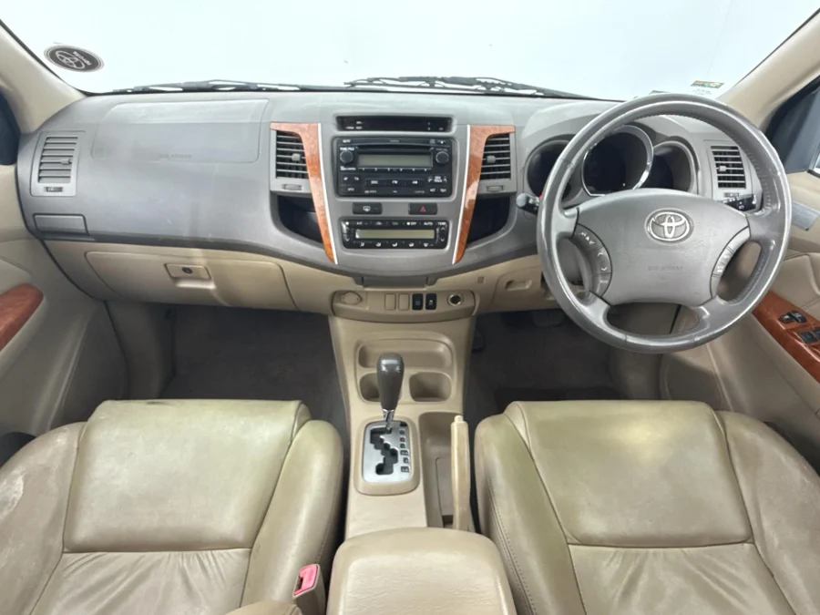 Used 2011 Toyota Fortuner V6 4.0 - WeBuyCars Vereeniging Used 2011 Toyota Fortuner V6 4.0 - WeBuyCars Vereeniging