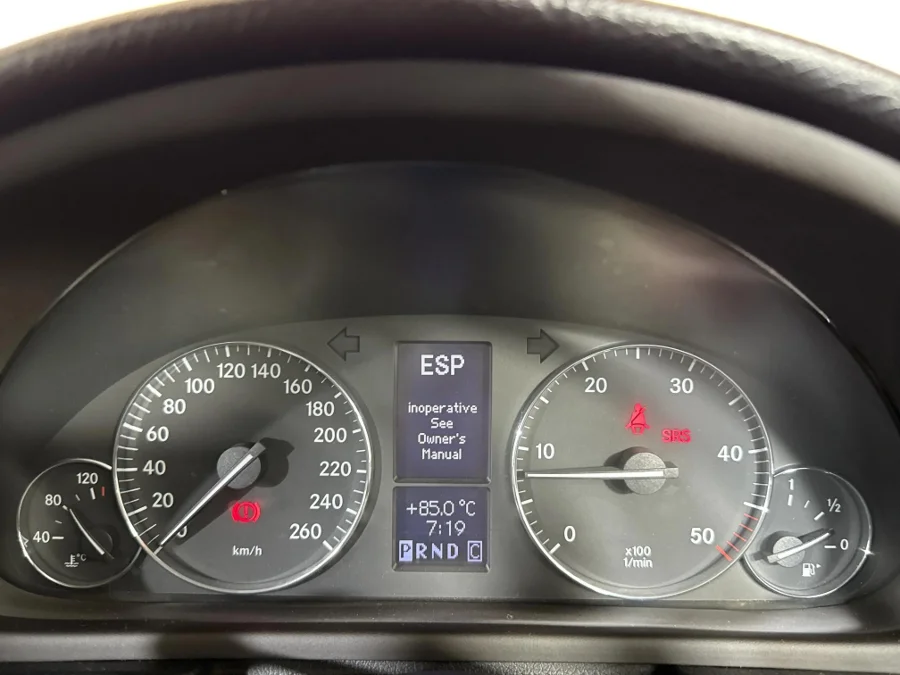 Used 2007 Mercedes-Benz C-Class C220CDI Avantgarde Touchshift - WeBuyCars Midstream