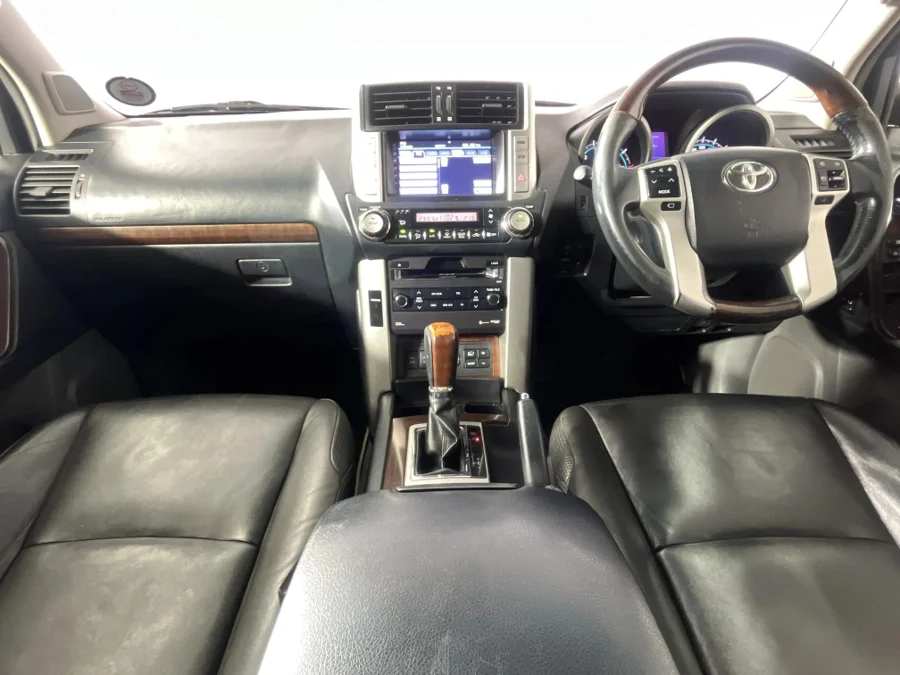 Used 2013 Toyota Land Cruiser Prado 4.0 VX - WeBuyCars Rustenburg
