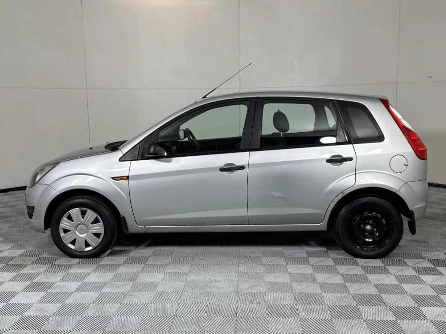 Used 2011 Ford Figo 1.4TDCi Ambiente - WeBuyCars Midstream Used 2011 Ford Figo 1.4TDCi Ambiente - WeBuyCars Midstream