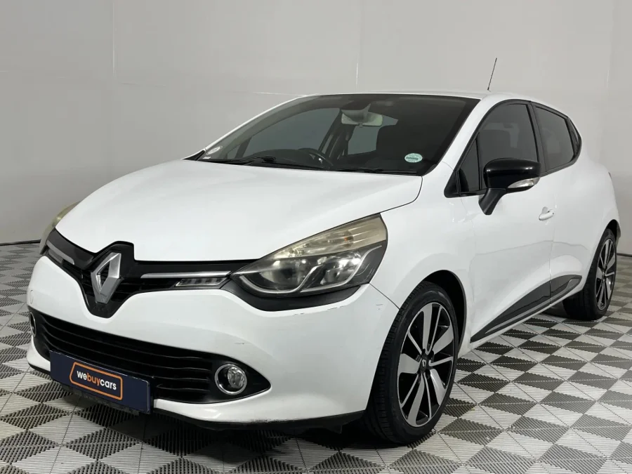 Used 2015 Renault Clio 66kW turbo Expression - WeBuyCars Midstream Used 2015 Renault Clio 66kW turbo Expression - WeBuyCars Midstream