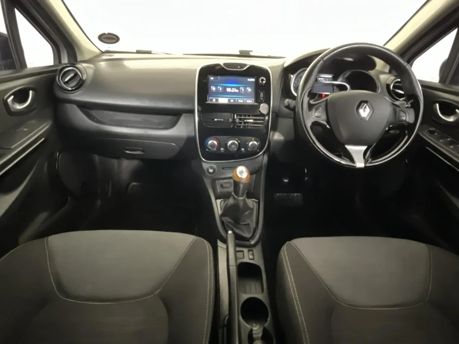 Used 2015 Renault Clio 66kW turbo Expression - WeBuyCars Midstream Used 2015 Renault Clio 66kW turbo Expression - WeBuyCars Midstream