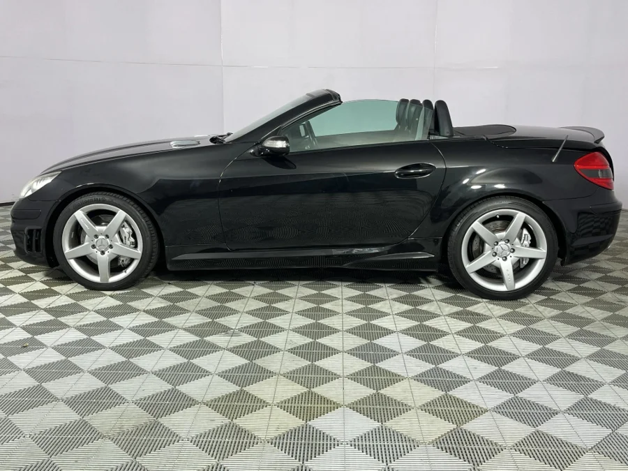 Used 2005 Mercedes-Benz SLK SLK55 AMG - WeBuyCars Vereeniging Used 2005 Mercedes-Benz SLK SLK55 AMG - WeBuyCars Vereeniging